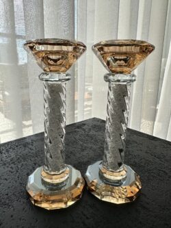 זוג פמוטי קריסטל עם אבנים