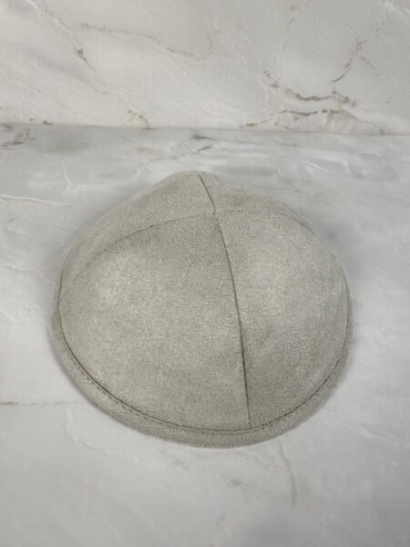 כיפה מהודרת קטיפה - אפור בהיר