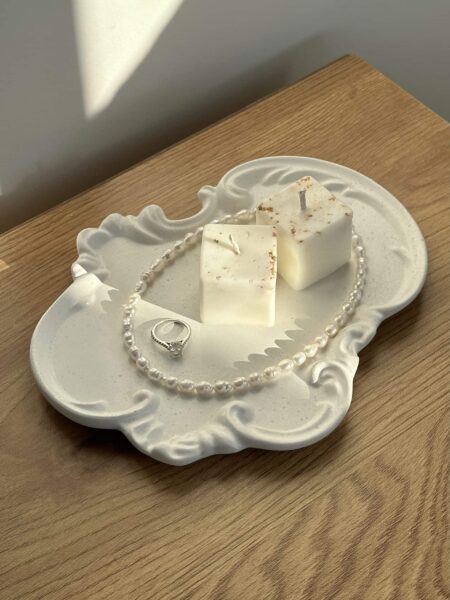 מגש מבטון - דגם רומאי