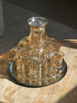 מחלק יין קריסטל + 8 כוסיות - רוז גולד