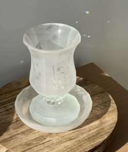 ⁦גביע קידוש קריסטל נמוך - חלבי⁩ – תמונה ⁦3⁩