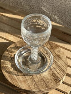 ⁦גביע קידוש ״ יום השישי ״⁩ – תמונה ⁦3⁩