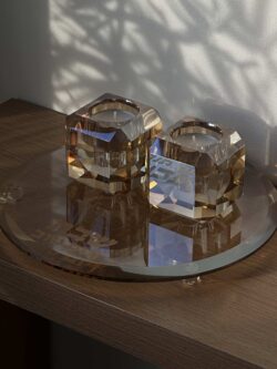 ⁦מגש וזוג פמוטים - רוז גולד⁩ – תמונה ⁦4⁩