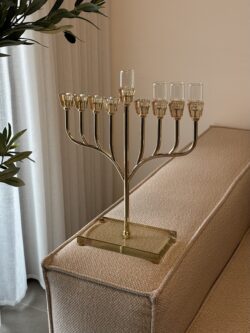 חנוכיה מהודרת דגם ספיר מקריסטל - רוז גולד