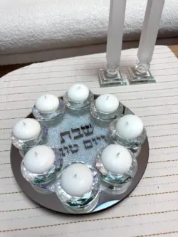 ⁦מעמד 8 קנים מקריסטל⁩ – תמונה ⁦2⁩