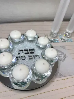 ⁦מעמד 8 קנים מקריסטל⁩ – תמונה ⁦3⁩