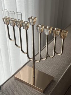 ⁦חנוכייה מהודרת דגם קנים מקריסטל⁩ – תמונה ⁦4⁩