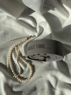 ⁦שעון שולחני עגול⁩ – תמונה ⁦3⁩