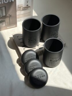 ⁦סט קפה, תה, סוכר דגם קפסולה - שחור⁩ – תמונה ⁦3⁩