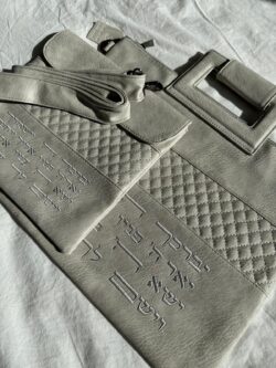 ⁦סט טלית ותפילין "יברכך ה' וישמרך"⁩ – תמונה ⁦3⁩