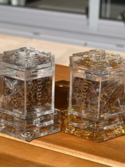 ⁦כלי לבשמים נצנצים⁩ – תמונה ⁦2⁩