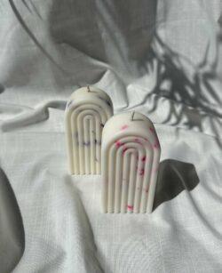 ⁦נר קשת קטן עם פרחים⁩ – תמונה ⁦2⁩